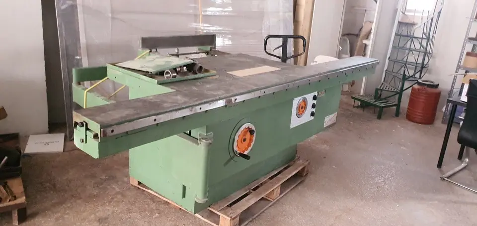 L'Artigiana panel saw with spindle moulder — photo 1