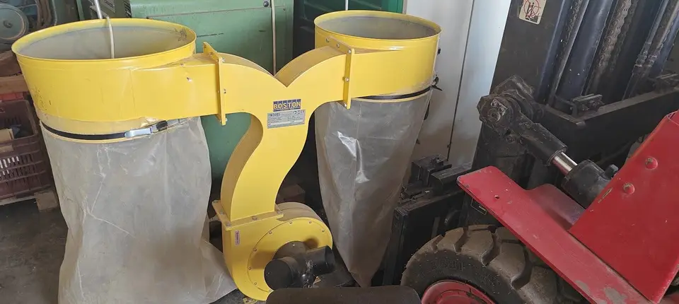 Boston FM300S dust extractor — photo 1