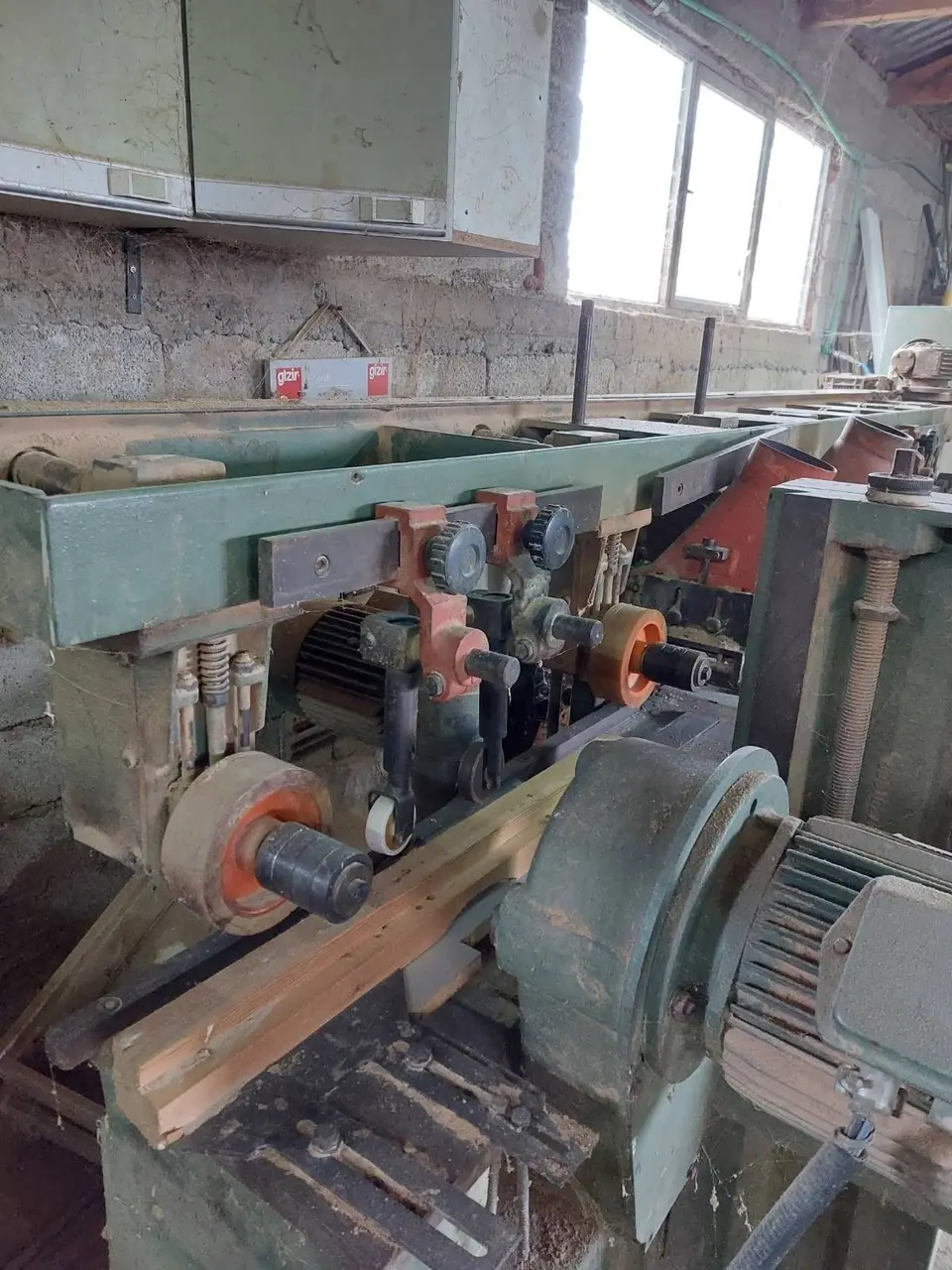 Seven-head four-sided moulder — photo 1