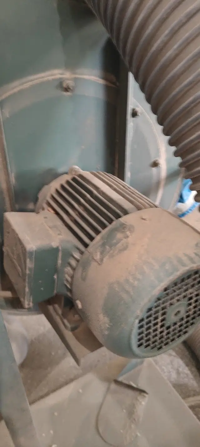 7.5 hp multi-bag dust extractor — thumbnail 4