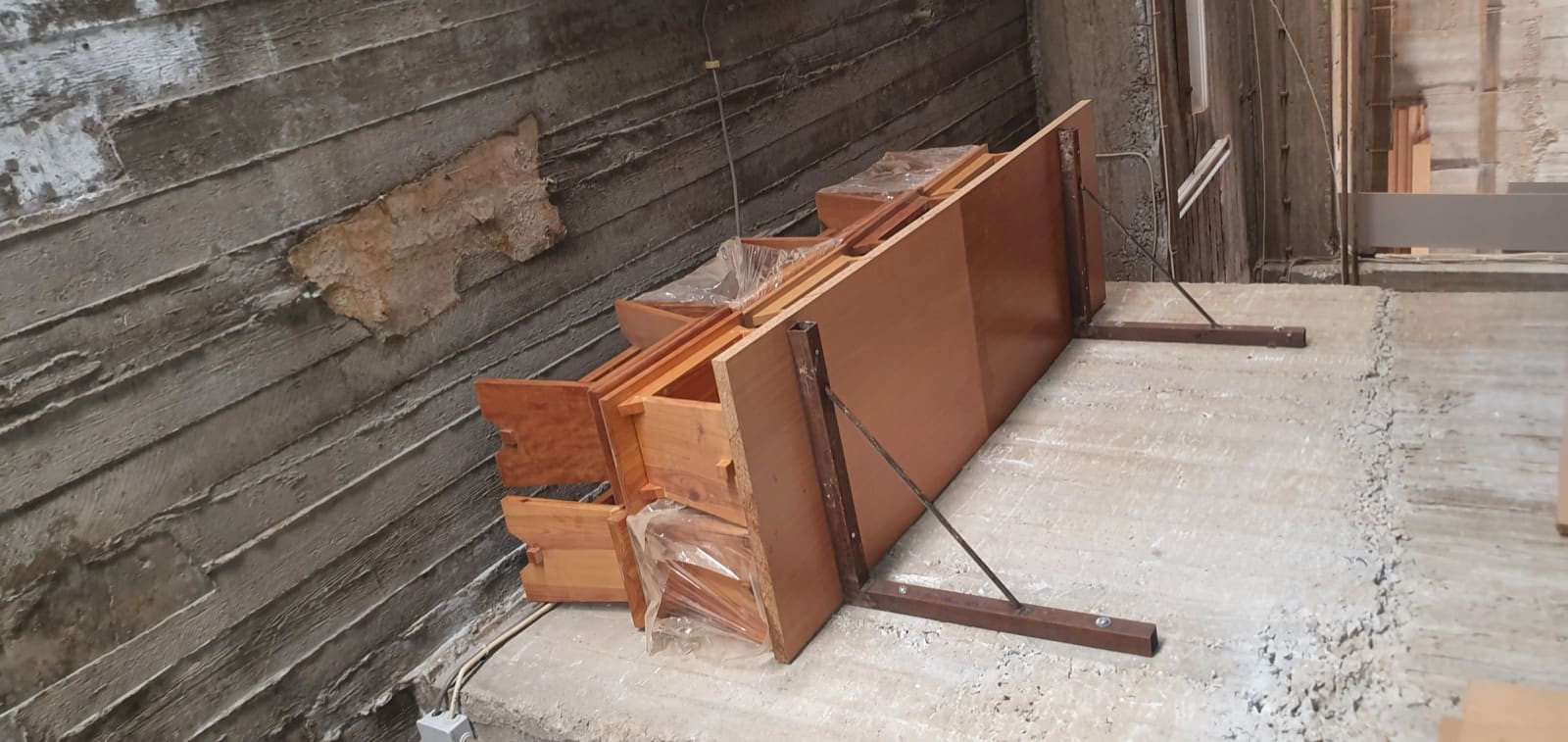 Υλικά & Αναλώσιμα Επιπλοποιίας — από ξυλουργείο που έκλεισε — μικρογραφία 3