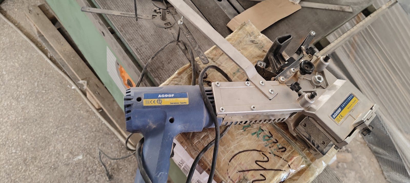 Virutex AG98F portable edge bander